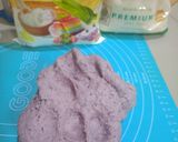 Foto langkah ke 2 dari resep Bakpao Ubi Ungu (isi kacang merah - No Mixer).