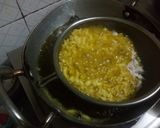 A picture of step 1 of Poha bhujia.
