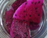 Foto langkah ke 2 dari resep Bubur Sumsum Buah Naga.