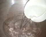 A picture of step 4 of Kakara Pitha.
