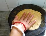 A picture of step 3 of Egg Roll.