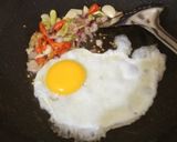 Foto langkah ke 3 dari resep Tumis Sawi Putih Campur Telur.
