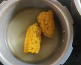 A picture of step 1 of Cheese butter corn 🌽🍛.