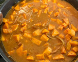 Une image de l'étape 6 de Curry de patate douce au lait de coco.