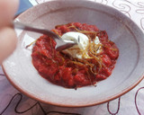 Foto del paso 7 de la receta: Huevos escalfados sobre tomate triturado