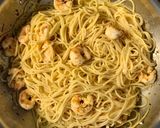 A picture of step 9 of Pasta with shrimp, tarragon and lemon.