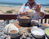 Foto del paso 3 de la receta: Molcajete de Camarones y callos de hacha