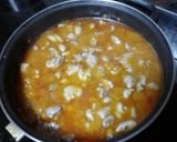 Foto del paso 6 de la receta: Guiso de contramuslo de pollo con menestra y papas fritas