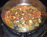 Foto del paso 6 de la receta: Pasta fresca, salsa de setas y tomates
