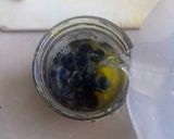 A picture of step 3 of Blueberry Orange Water.