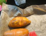 Lazacfasírt sajttal és kölessel hasselback édesburgonyával recept fázis 2 fotója