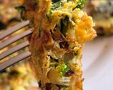 Foto del paso 7 de la receta: Tortilla de kale o col rizada y cebolla 💚 muuuy fácil y nutritiva 💚
