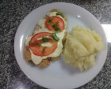 Foto del paso 3 de la receta: Milanesa de pescadilla a la napolitana