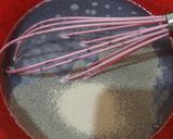 Foto langkah ke 4 dari resep Bolu Kukus Ubi Ungu (No Mixer).