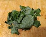 Foto del passaggio 4 della ricetta Scaloppine di tacchino al basilicocon pomodorini