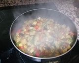 Foto del paso 1 de la receta: Merluza gratinada a la mayonesa con base de verduras