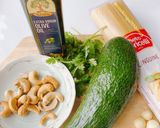 Hình bước làm 2 của món Mỳ trái bơ
