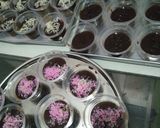 Foto langkah ke 9 dari resep Brownies cup kukus irit (layak jual).