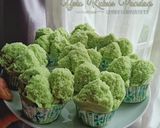 Foto langkah ke 8 dari resep Bolu kukus pandan mekar wangi pandan asli ala Ci Tintin Rayner.
