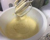Foto del paso 6 de la receta: Bizcochuelo esponjoso con yemas!
