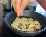 Foto del paso 2 de la receta: Pavo en pepitoria con champiñones