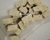 Foto langkah ke 5 dari resep Frozen Broccoli Chicken Nuggets.