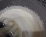 Foto del paso 4 de la receta: Mousse de frutilla (de Osvaldo Gross)