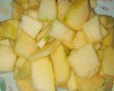 A picture of step 1 of Kaddu ki Sabzi.