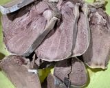 Foto langkah ke 1 dari resep Lidah Sapi Cabai Hijau.