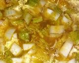 Foto langkah ke 2 dari resep Sayur Santan Sawi Putih Tahu Cokelat.