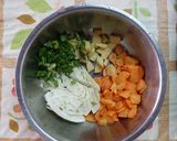 Foto langkah ke 1 dari resep Sop Ayam.