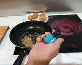 Foto del paso 5 de la receta: El mejor muslito de pollo crocante picante