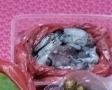 Foto langkah ke 1 dari resep Sambal Cumi Hitam Bawang Merah.