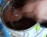 Foto del paso 5 de la receta: Bombones de chocolate rellenos de reducción de ponche
