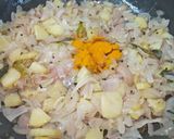 A picture of step 8 of Kaande Matar Pohe (Savory Flattened Rice With Green Peas).