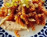Foto del paso 4 de la receta: Fusilli de lentejas rojas con bonito al aroma de la albahaca