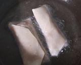 A picture of step 20 of Chicken Spring Roll.
