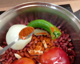 Foto del paso 2 de la receta: Judías pintas con chorizo