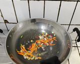 Foto langkah ke 2 dari resep Mie Goreng Bumbu Kacang.