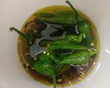 A picture of step 6 of Chatkhareydaar Mirchi Achar.
