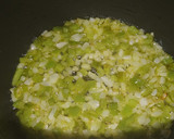 Foto del paso 1 de la receta: Salchichas frescas al vino en olla GM De