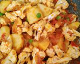 A picture of step 9 of Aloo gobhi.