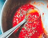 A picture of step 4 of Strawberry Chutney.