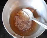 A picture of step 2 of Acacia Gum Kadha.