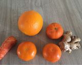 Foto del paso 1 de la receta: Jugo de mandarinas, naranja, zanahoria y jengibre 🥕🍊