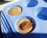 Foto del paso 4 de la receta: Muffins de banana con dulce de leche