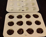 A picture of step 6 of Chocolate Fudge Cake Pops With White Choclate Coating.