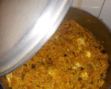 Foto del paso 3 de la receta: Arroz Clavado con queso y longaniza de la casa