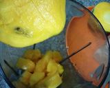 A picture of step 1 of Mango pannacotta🥂.