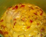 Foto del paso 3 de la receta: Sopa codito, queso para nachos y chile morrón rojo